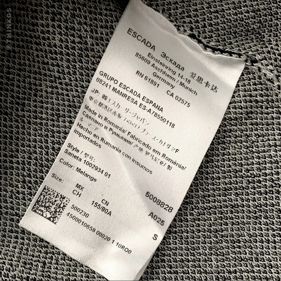 Escada Parrot Sweater aso Kris Jenner - Picture 8 of 8